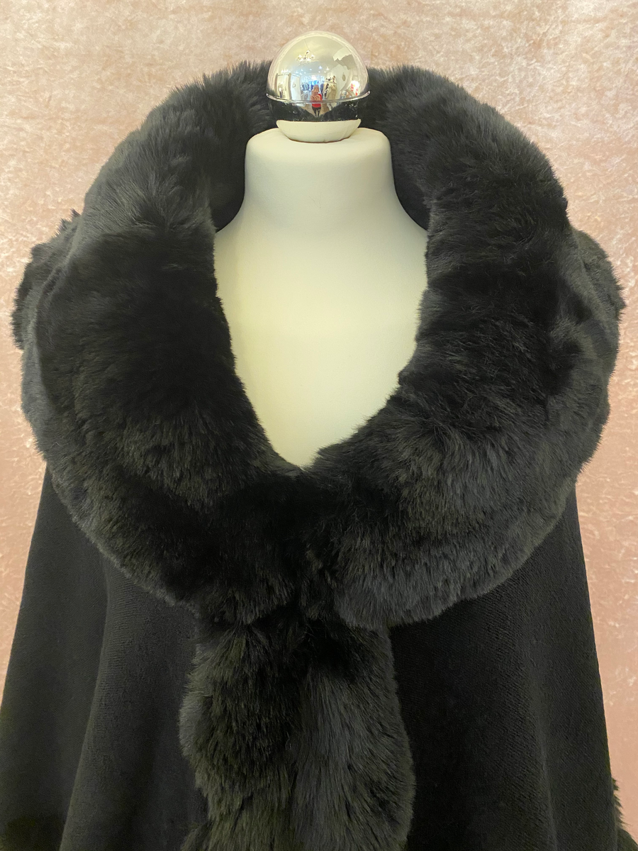 Two Tier Fur Detail Poncho - Black